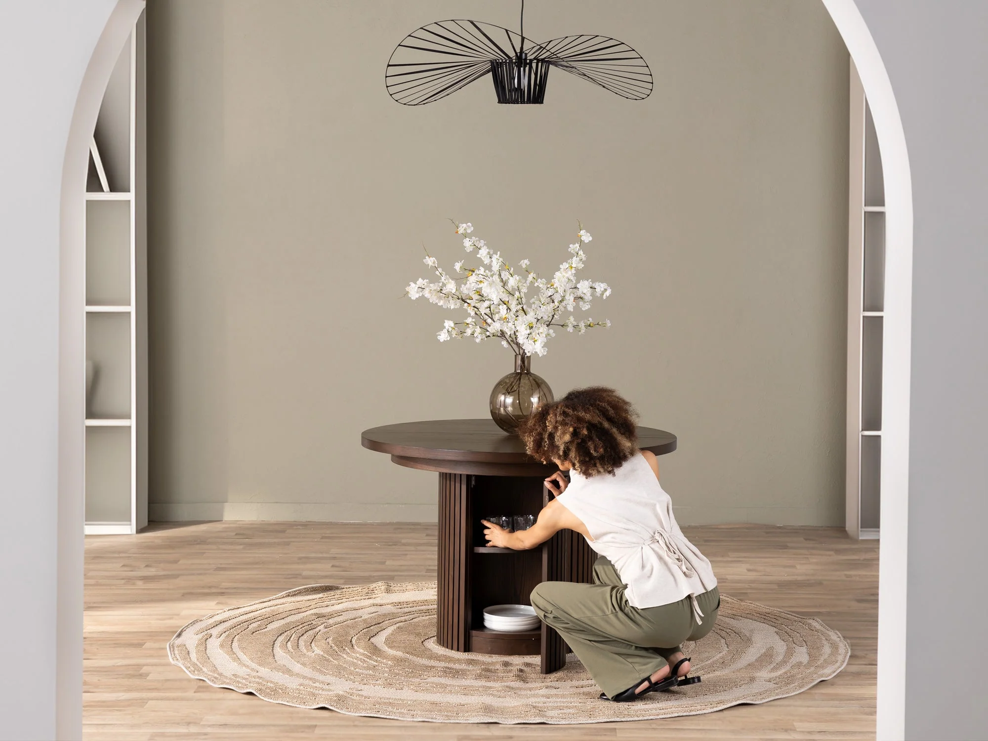 Round Dining Set - The Family - Image 41